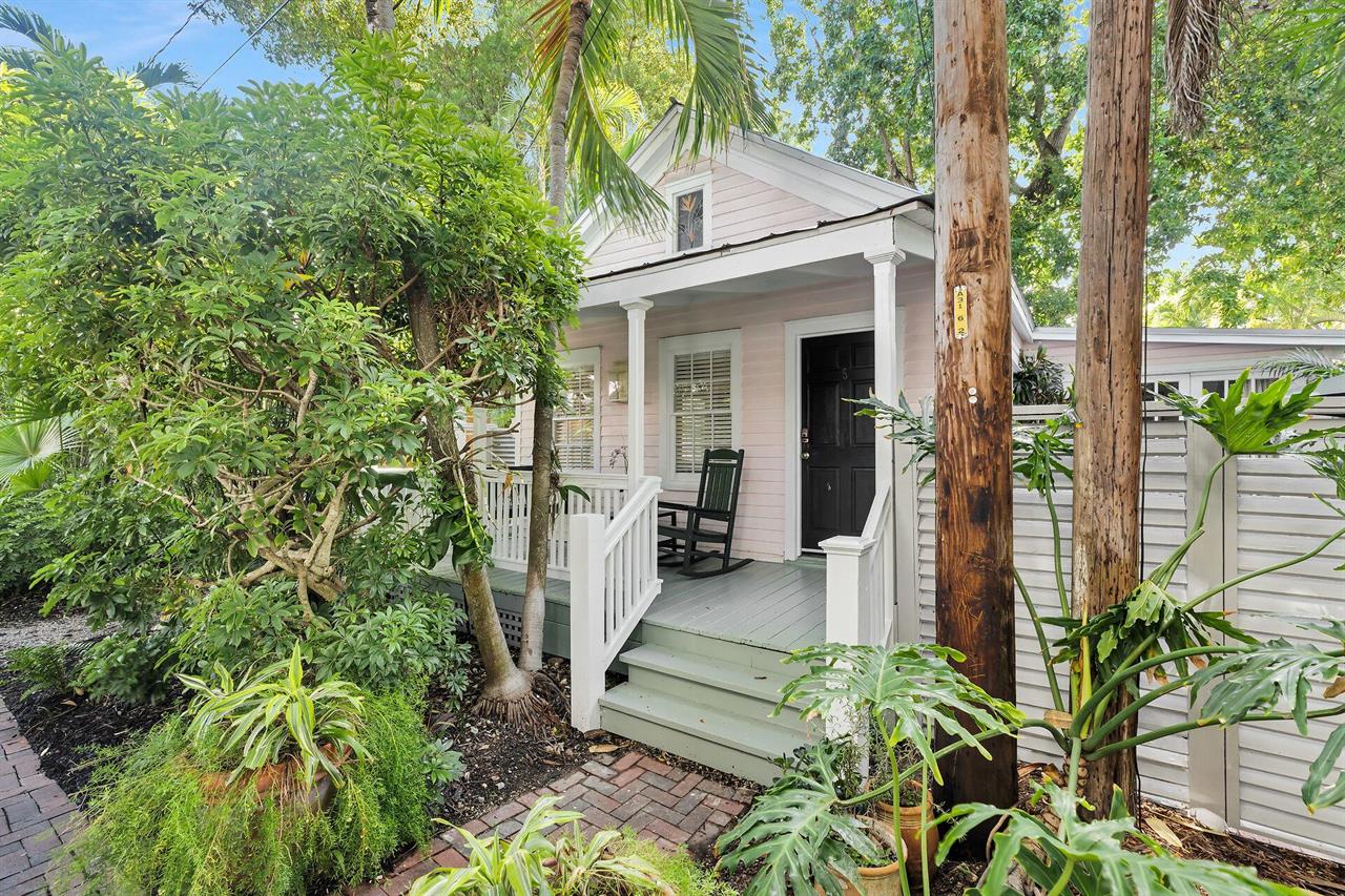 4781 Gardenia Cottage B